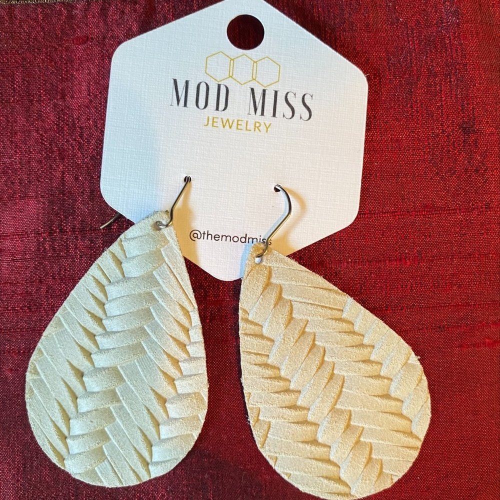 New Mod Miss Made in US Woven Cream Leather Teardrop Earrings